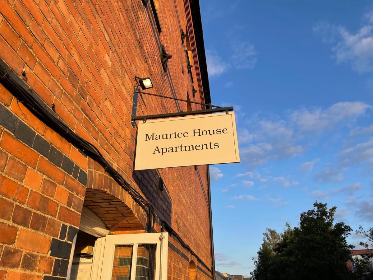 Stylish Cosy And Bright Apartment - Fantastic Location - Perfect For Business Or Solo Travellers Bishop's Stortford Exterior foto